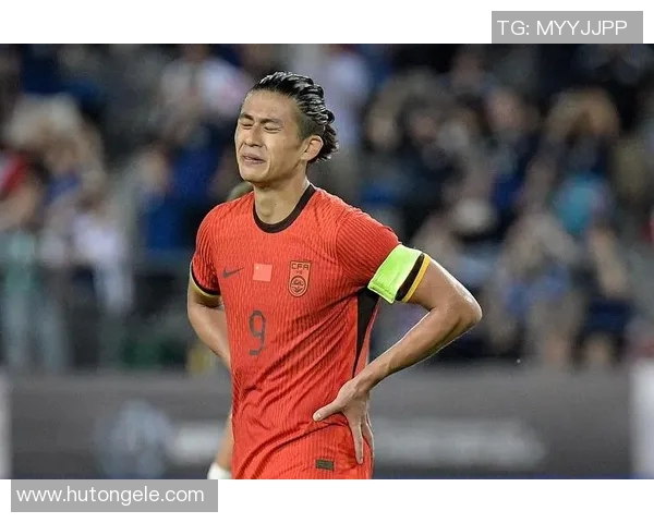 中国男子足球队迎战阿根廷队挑战赛展现激情与实力的巅峰对决 中国男子足球队迎战阿根廷队挑战赛展现激情与实力的巅峰对决