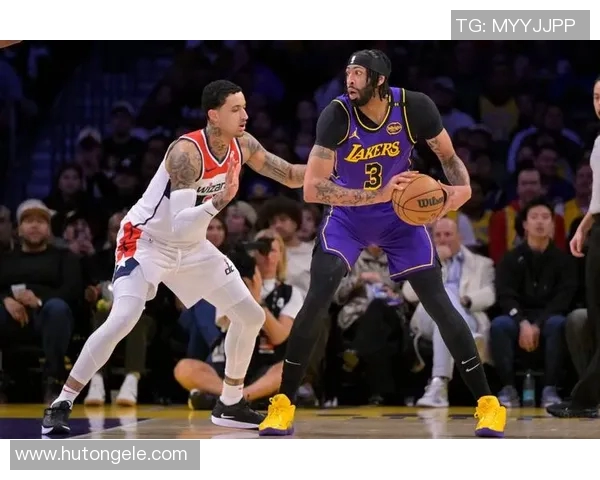 奇才与湖人历史交锋记录分析及近期战绩对比探讨