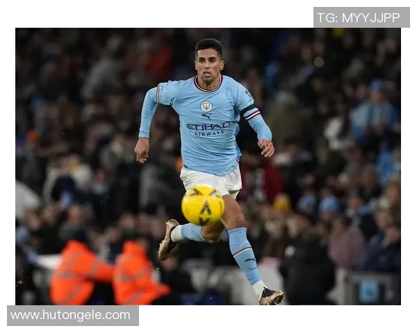 坎塞洛：从边缘球员到足球场上的闪耀明星，如何逆袭成顶级后卫