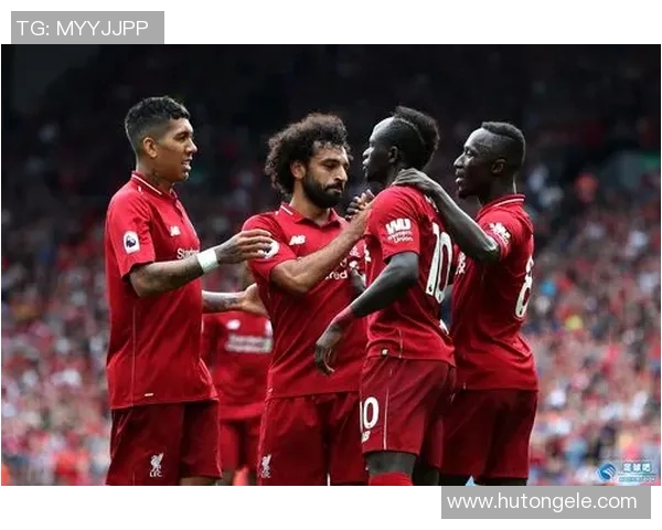 格拉流浪与维也快速的激烈对决揭示足球战术与团队精神的较量 格拉流浪与维也快速的激烈对决揭示足球战术与团队精神的较量