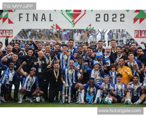 波尔图逆袭曼联的传奇之夜重温2004年欧冠经典对决 波尔图逆袭曼联的传奇之夜重温2004年欧冠经典对决