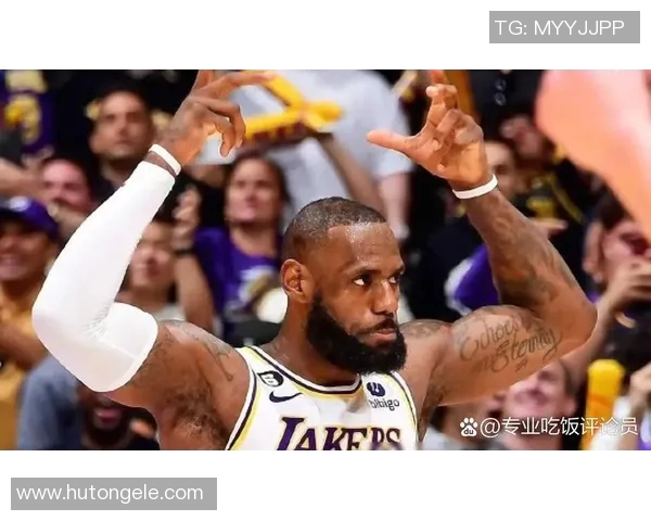 詹姆斯历史性成就达成四万分一万板一万助震撼全场 詹姆斯历史性成就达成四万分一万板一万助震撼全场