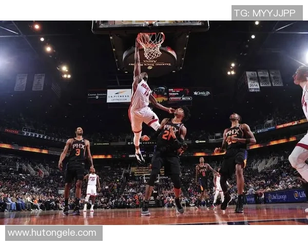 NBA季前赛精彩对决鹈鹕与热火展开激烈角逐展现球队新阵容实力 NBA季前赛精彩对决鹈鹕与热火展开激烈角逐展现球队新阵容实力