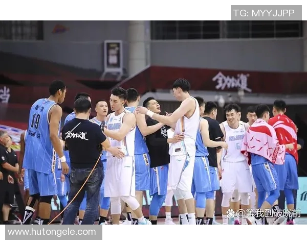 吉林与新疆对决球员名单分析及比赛前瞻探讨