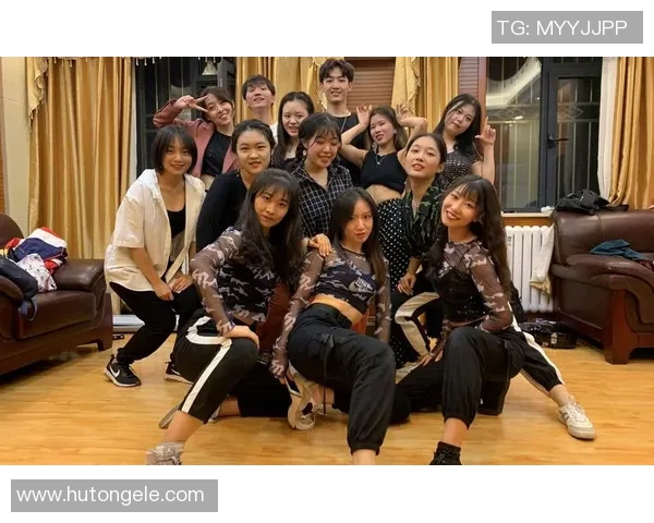 北京街舞队节奏风格深度对比与解析探讨