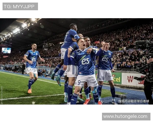 墨尔本城与西部联精彩对决全场录像回放分析与精彩瞬间回顾 墨尔本城与西部联精彩对决全场录像回放分析与精彩瞬间回顾