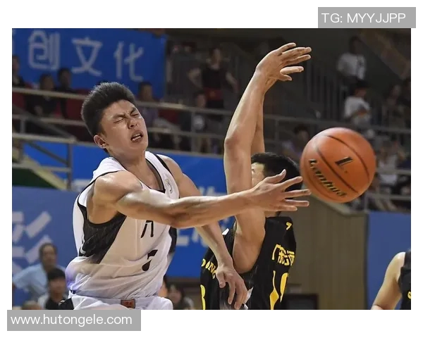 成都极限运动队防守策略分析与比赛表现评估 成都极限运动队防守策略分析与比赛表现评估