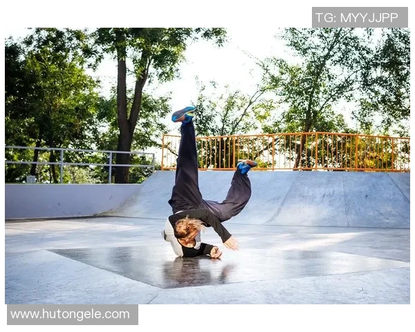 深圳极限运动队的进攻策略揭秘与深度分析探索极限运动的魅力与挑战 深圳极限运动队的进攻策略揭秘与深度分析探索极限运动的魅力与挑战