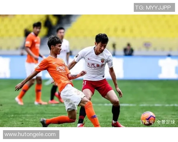 鲁能与上港激战正酣央视直播全程呈现精彩对决不容错过